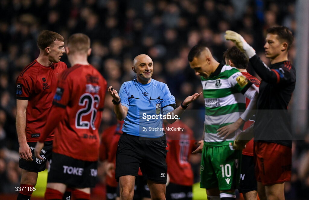 27 February 2026; Referee Neil Doyle during the SSE Airtricity Men's Premier Division match between Bohemians and Shamrock Rovers at Dalymount Park in Dublin.  Photo by Stephen McCarthy/Sportsfile