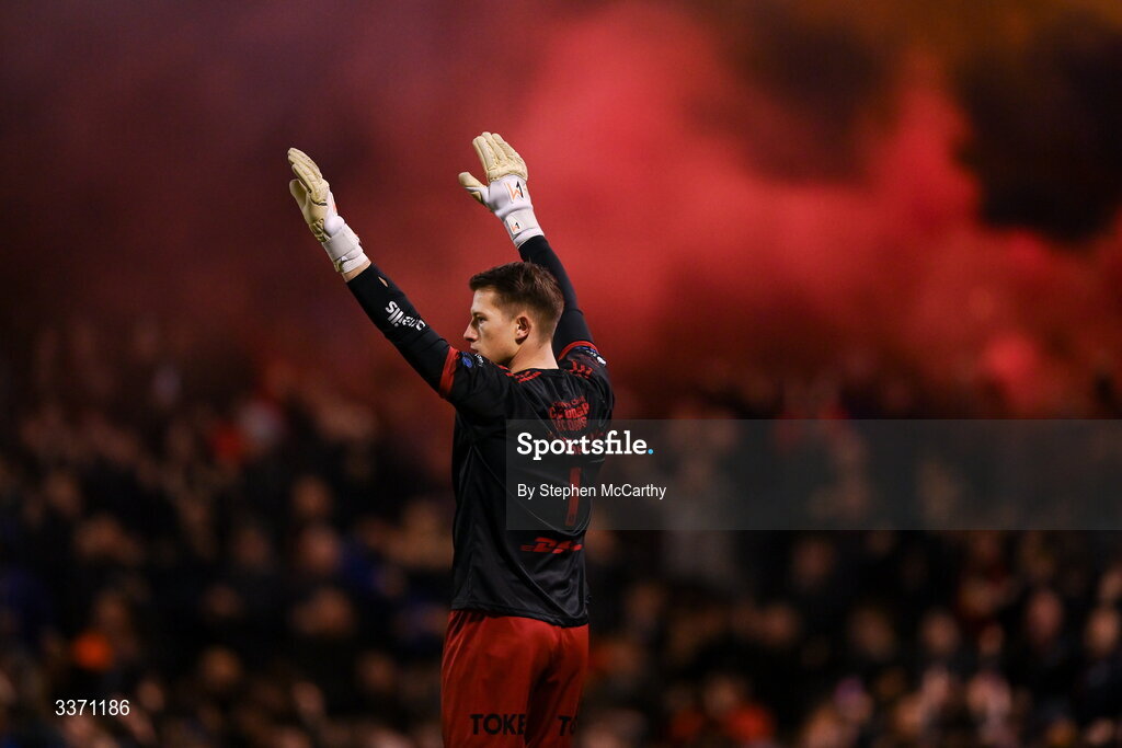 27 February 2026; Bohemians goalkeeper Kacper Chorazka during the SSE Airtricity Men's Premier Division match between Bohemians and Shamrock Rovers at Dalymount Park in Dublin.  Photo by Stephen McCarthy/Sportsfile