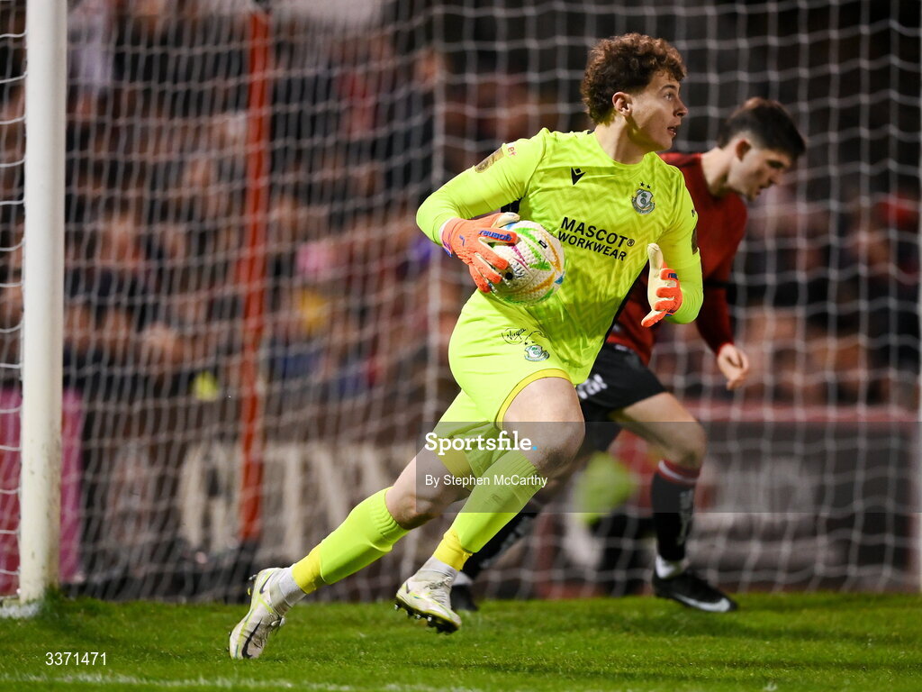 27 February 2026; Shamrock Rovers goalkeeper Ed McGinty during the SSE Airtricity Men's Premier Division match between Bohemians and Shamrock Rovers at Dalymount Park in Dublin.  Photo by Stephen McCarthy/Sportsfile