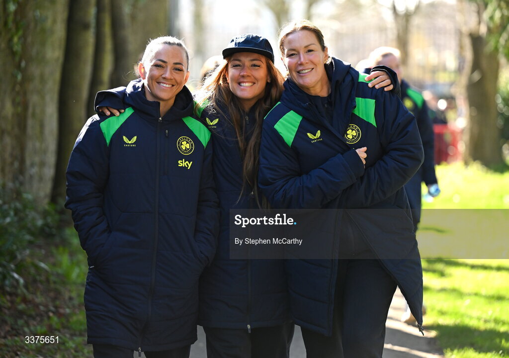 3 March 2026; Republic of Ireland's Katie McCabe, left, goalkeeper Grace Moloney and goalkeeping coach Emma Byrne, right, during a team walk near their hotel ahead of the 2027 FIFA Women’s World Cup Qualifier match between Republic of Ireland and France at Tallaght Stadium in Dublin. Photo by Stephen McCarthy/Sportsfile