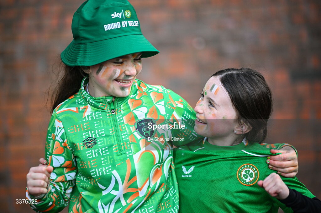 3 March 2026; Republic of Ireland supporters Ruby Griffin, left, and Anna Connolly, from Galway, before the 2027 FIFA Women’s World Cup Qualifier match between Republic of Ireland and France at Tallaght Stadium in Dublin. Photo by Shauna Clinton/Sportsfile