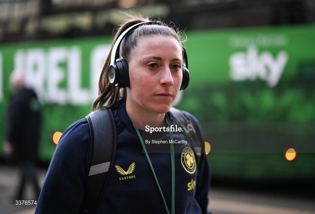 3 March 2026; Lucy Quinn of Republic of Ireland arrives for the 2027 FIFA Women’s World Cup Qualifier match between Republic of Ireland and France at Tallaght Stadium in Dublin. Photo by Stephen McCarthy/Sportsfile
