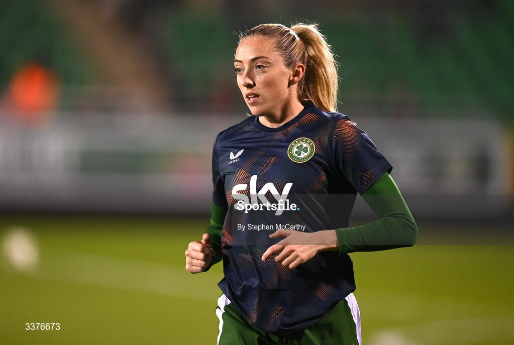 3 March 2026; Megan Connolly of Republic of Ireland warms up before the 2027 FIFA Women’s World Cup Qualifier match between Republic of Ireland and France at Tallaght Stadium in Dublin. Photo by Stephen McCarthy/Sportsfile