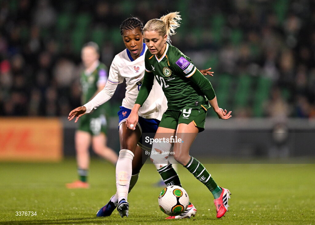 3 March 2026; Denise O’Sullivan of Republic of Ireland in action against Grace Geyoro of France during the 2027 FIFA Women’s World Cup Qualifier match between Republic of Ireland and France at Tallaght Stadium in Dublin. Photo by Sam Barnes/Sportsfile