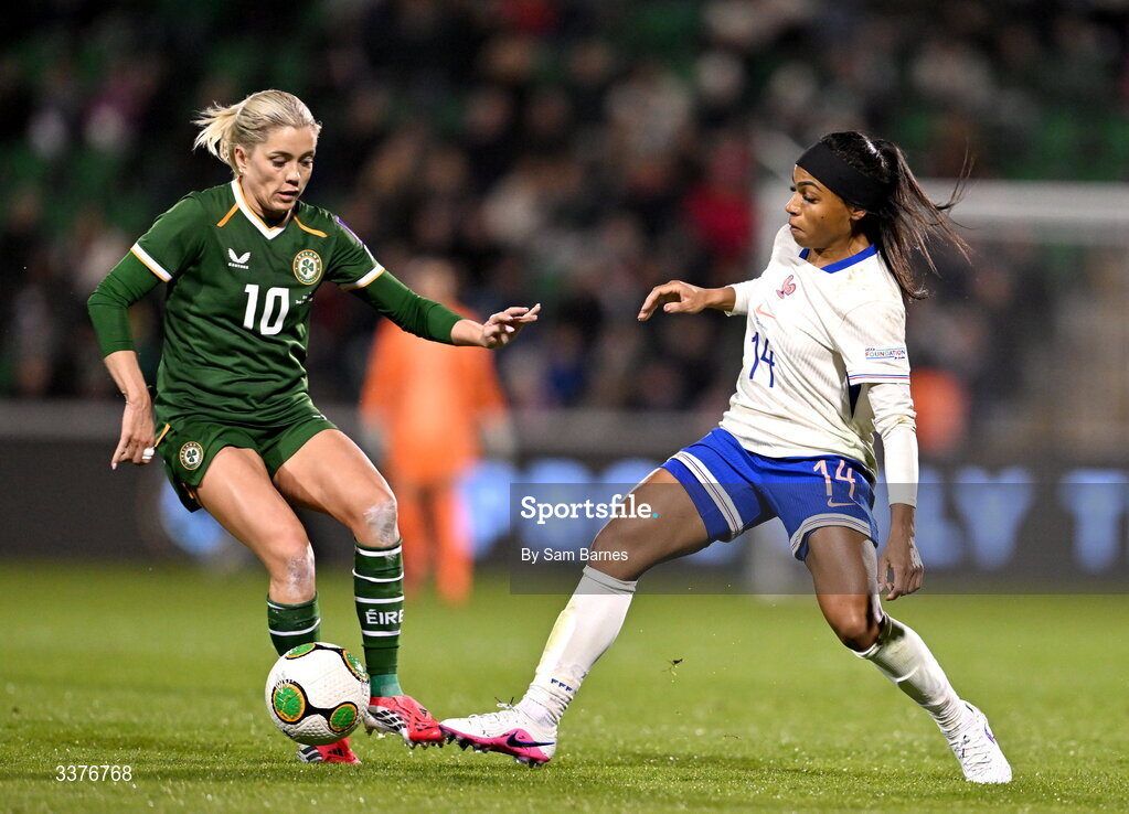 3 March 2026; Denise O’Sullivan of Republic of Ireland in action against Perle Morroni of France during the 2027 FIFA Women’s World Cup Qualifier match between Republic of Ireland and France at Tallaght Stadium in Dublin. Photo by Sam Barnes/Sportsfile