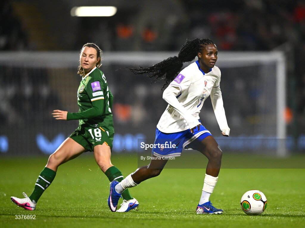 3 March 2026; Thiniba Samoura of France in action against Kyra Carusa of Republic of Ireland during the 2027 FIFA Women’s World Cup Qualifier match between Republic of Ireland and France at Tallaght Stadium in Dublin. Photo by Shauna Clinton/Sportsfile