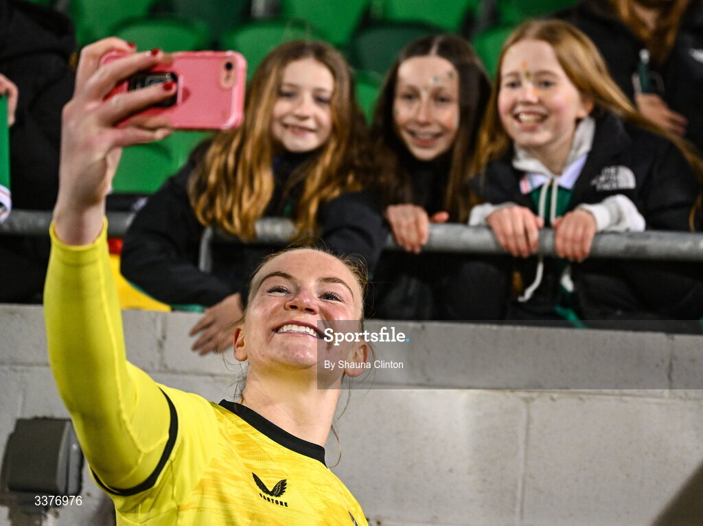 3 March 2026; Republic of Ireland goalkeeper Courtney Brosnan with Republic of Ireland supporters after the 2027 FIFA Women’s World Cup Qualifier match between Republic of Ireland and France at Tallaght Stadium in Dublin. Photo by Shauna Clinton/Sportsfile