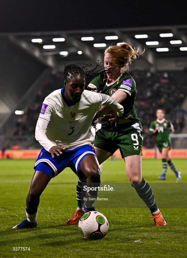 3 March 2026; Thiniba Samoura of France in action against Amber Barrett of Republic of Ireland during the 2027 FIFA Women’s World Cup Qualifier match between Republic of Ireland and France at Tallaght Stadium in Dublin. Photo by Sam Barnes/Sportsfile