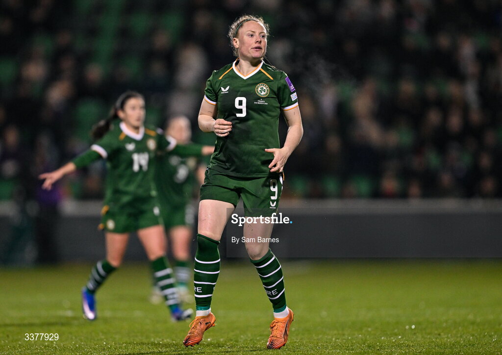3 March 2026; Amber Barrett of Republic of Ireland during the 2027 FIFA Women’s World Cup Qualifier match between Republic of Ireland and France at Tallaght Stadium in Dublin. Photo by Sam Barnes/Sportsfile