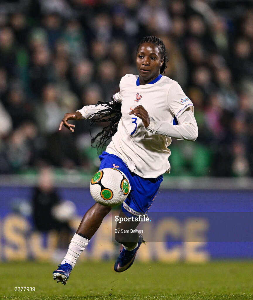 3 March 2026; Thiniba Samoura of France during the 2027 FIFA Women’s World Cup Qualifier match between Republic of Ireland and France at Tallaght Stadium in Dublin. Photo by Sam Barnes/Sportsfile