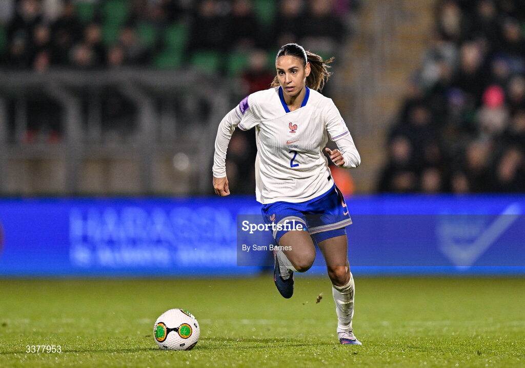 3 March 2026; Maëlle Lakrar of France during the 2027 FIFA Women’s World Cup Qualifier match between Republic of Ireland and France at Tallaght Stadium in Dublin. Photo by Sam Barnes/Sportsfile
