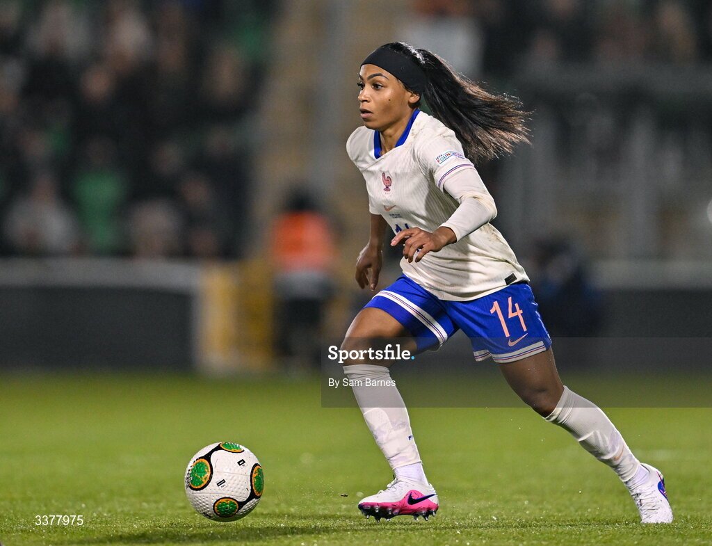3 March 2026; Perle Morroni of France during the 2027 FIFA Women’s World Cup Qualifier match between Republic of Ireland and France at Tallaght Stadium in Dublin. Photo by Sam Barnes/Sportsfile