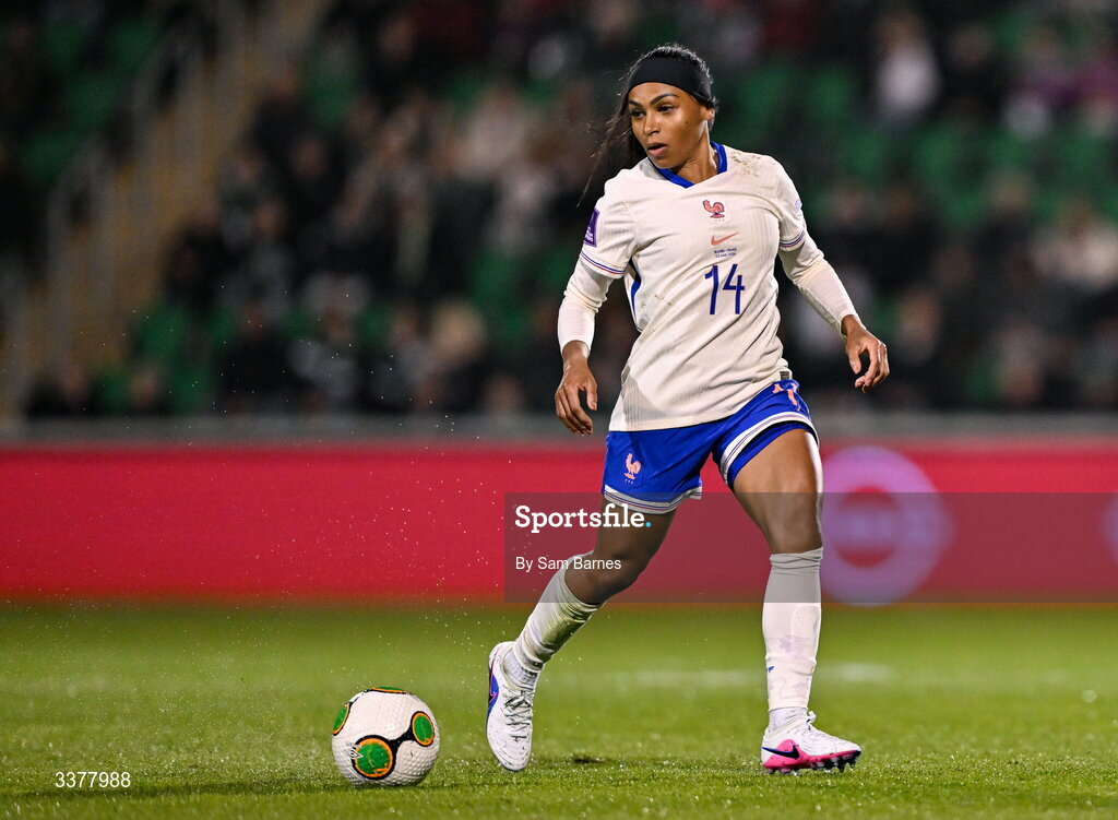 3 March 2026; Perle Morroni of France during the 2027 FIFA Women’s World Cup Qualifier match between Republic of Ireland and France at Tallaght Stadium in Dublin. Photo by Sam Barnes/Sportsfile