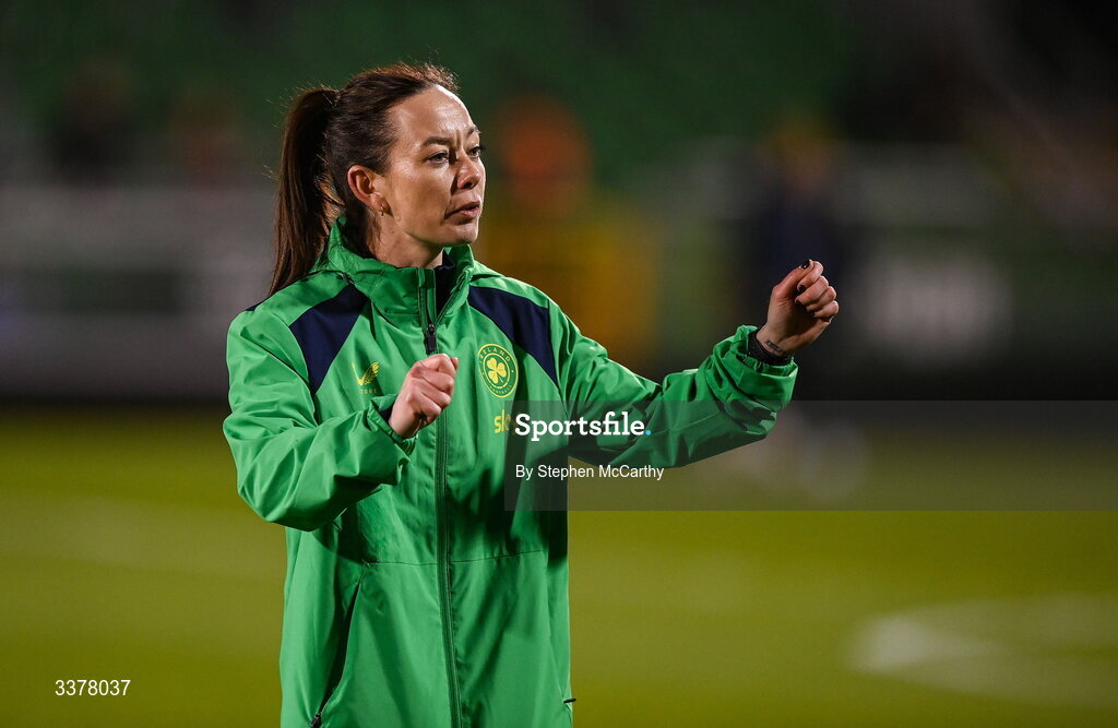 3 March 2026; Republic of Ireland assistant coach Amber Whiteley before the 2027 FIFA Women’s World Cup Qualifier match between Republic of Ireland and France at Tallaght Stadium in Dublin. Photo by Stephen McCarthy/Sportsfile