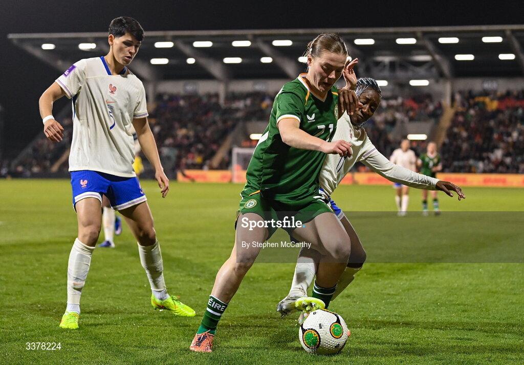3 March 2026; Emily Murphy of Republic of Ireland in action against Kadidiatou Diani and Elisa De Almeida, left, of France during the 2027 FIFA Women’s World Cup Qualifier match between Republic of Ireland and France at Tallaght Stadium in Dublin. Photo by Stephen McCarthy/Sportsfile