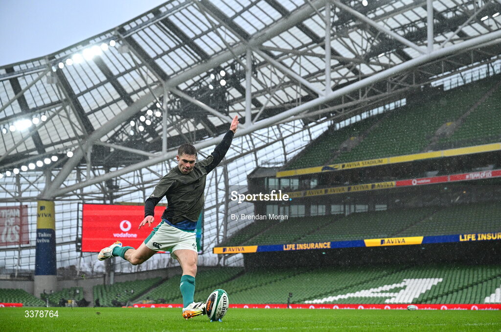5 March 2026; Jack Crowley practices his goalkicking during an Ireland Rugby squad captain's run at the Aviva Stadium in Dublin. Photo by Brendan Moran/Sportsfile