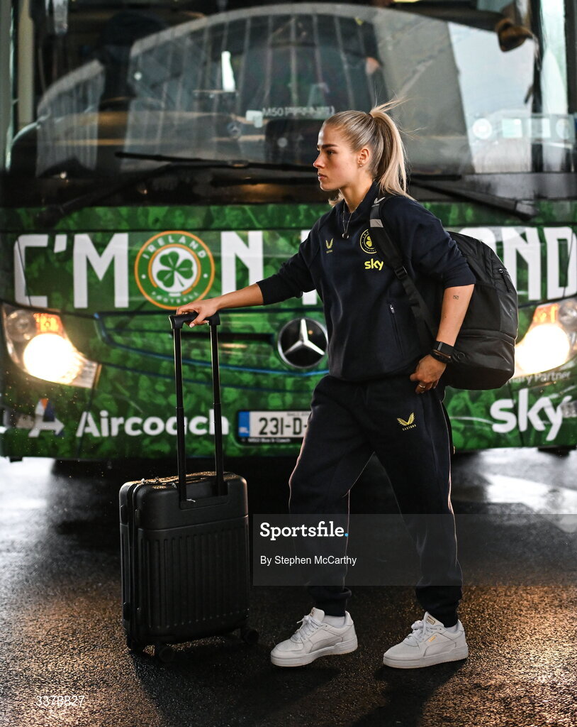 5 March 2026; Republic of Ireland's Tara O'Hanlon at Dublin Airport as Republic of Ireland women travel to the Netherlands for their 2027 FIFA Women’s World Cup Qualifier against the Netherlands in Utrecht on Saturday. Photo by Stephen McCarthy/Sportsfile