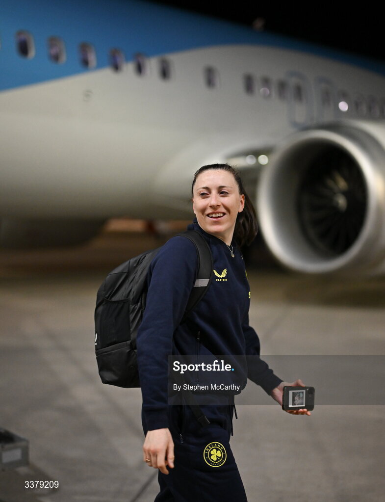 5 March 2026; Republic of Ireland's Lucy Quinn at Amsterdam's Schiphol Airport following Republic of Ireland women's travel to the Netherlands for their 2027 FIFA Women’s World Cup Qualifier against the Netherlands in Utrecht on Saturday. Photo by Stephen McCarthy/Sportsfile