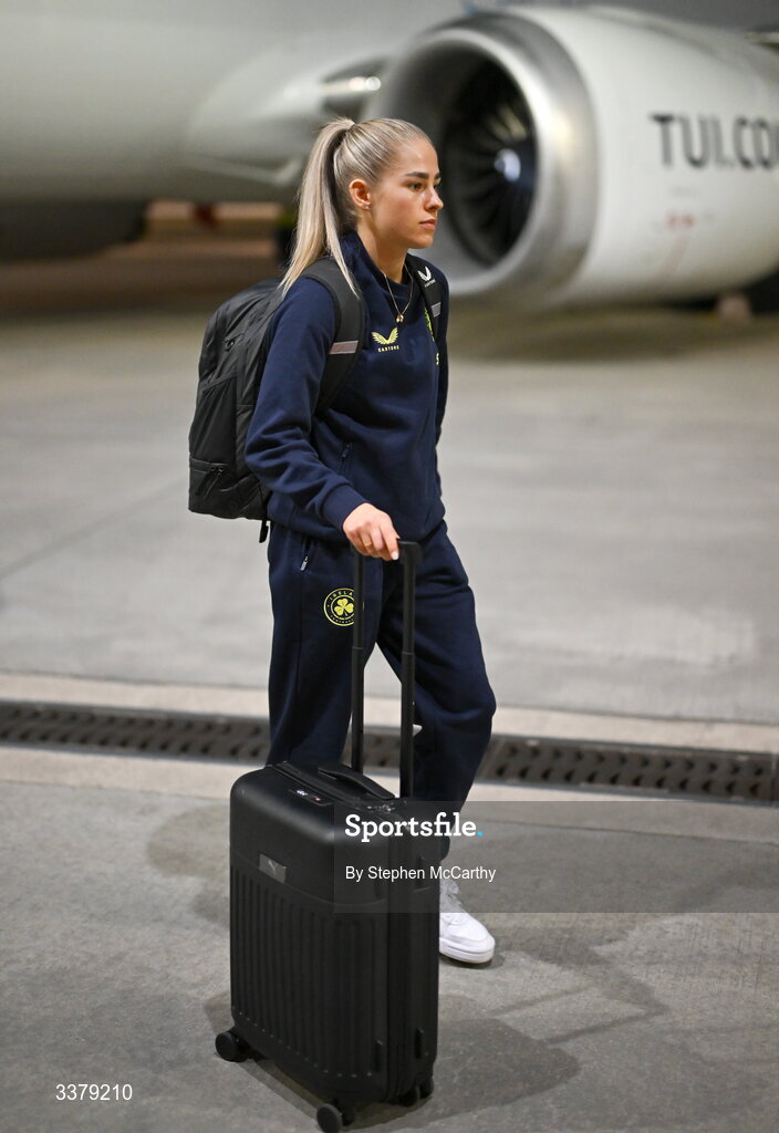 5 March 2026; Republic of Ireland's Tara O'Hanlon at Amsterdam's Schiphol Airport following Republic of Ireland women's travel to the Netherlands for their 2027 FIFA Women’s World Cup Qualifier against the Netherlands in Utrecht on Saturday. Photo by Stephen McCarthy/Sportsfile