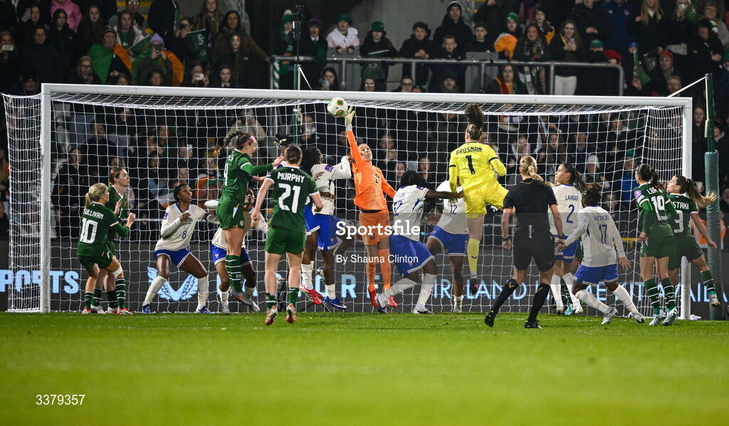 3 March 2026; France goalkeeper Constance Picaud makes a save during the 2027 FIFA Women’s World Cup Qualifier match between Republic of Ireland and France at Tallaght Stadium in Dublin. Photo by Shauna Clinton/Sportsfile