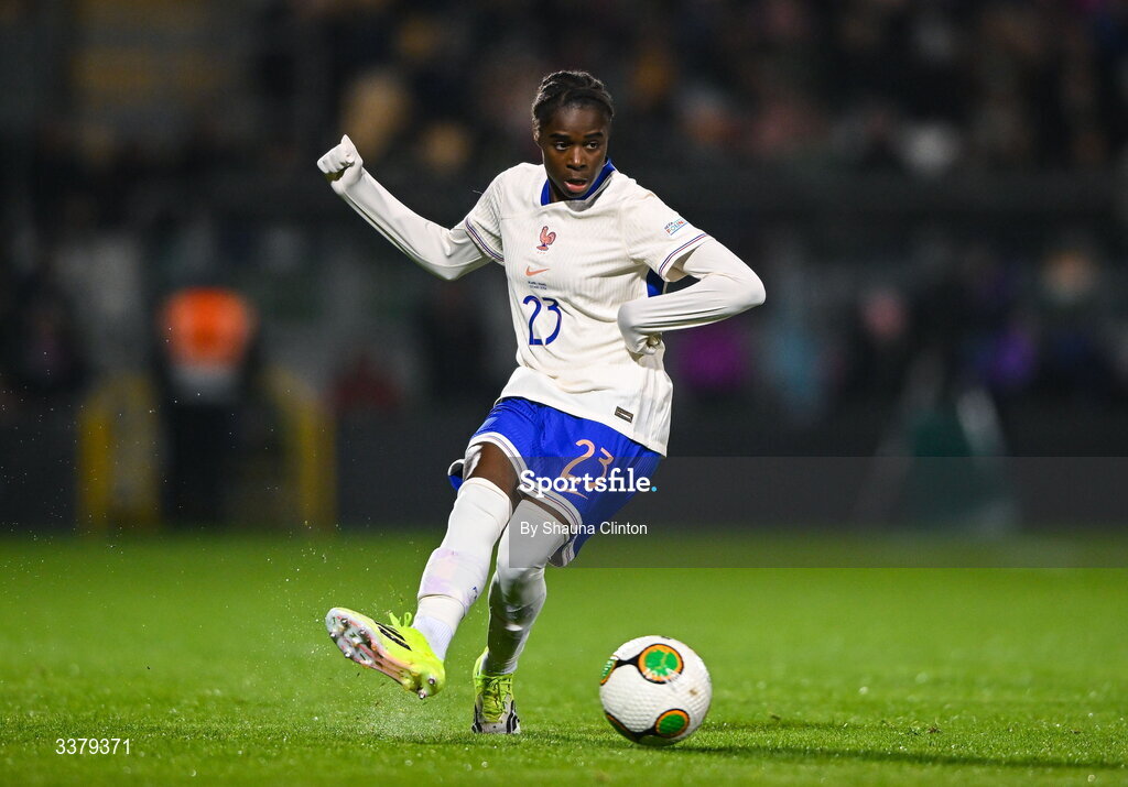 3 March 2026; Melween N'Dongala of France during the 2027 FIFA Women’s World Cup Qualifier match between Republic of Ireland and France at Tallaght Stadium in Dublin. Photo by Shauna Clinton/Sportsfile