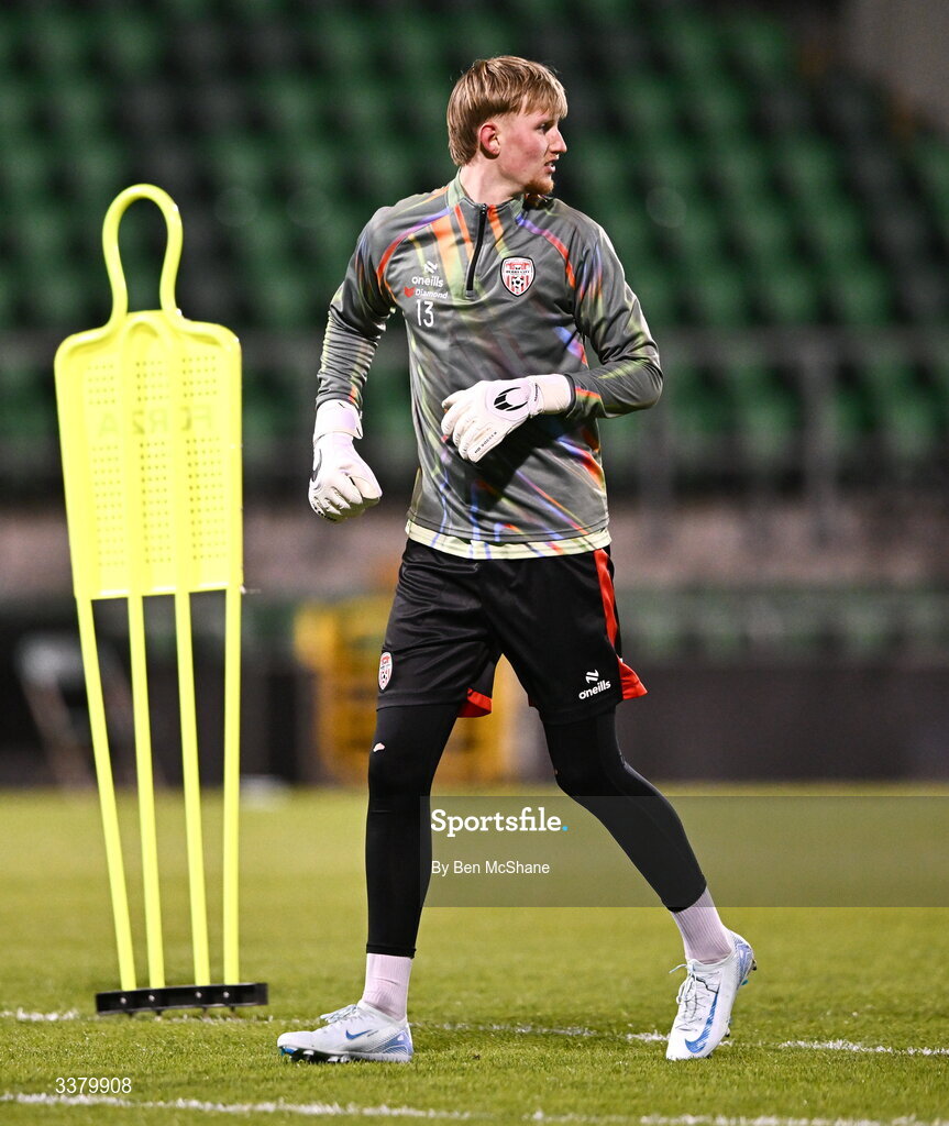 6 March 2026; Derry City goalkeeper Edward Beach before the SSE Airtricity Men's Premier Division match between Shamrock Rovers and Derry City at Tallaght Stadium in Dublin. Photo by Ben McShane/Sportsfile