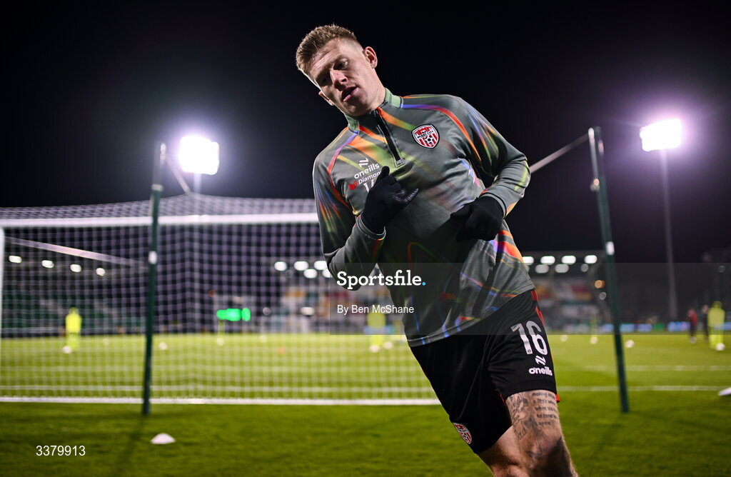 6 March 2026; James McClean of Derry City before the SSE Airtricity Men's Premier Division match between Shamrock Rovers and Derry City at Tallaght Stadium in Dublin. Photo by Ben McShane/Sportsfile