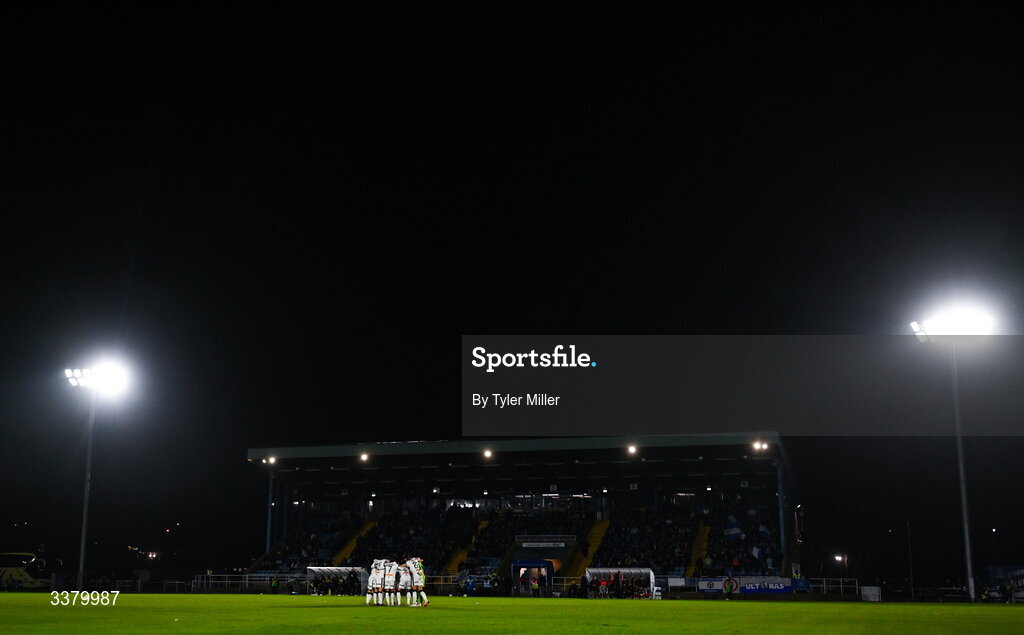 6 March 2026; The Bohemians team huddle before the SSE Airtricity Men's Premier Division match between Waterford and Bohemians at the RSC in Waterford. Photo by Tyler Miller/Sportsfile