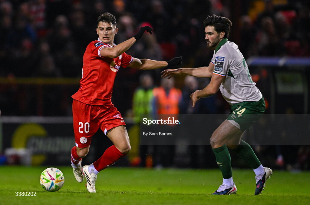 6 March 2026; Rodrigo Freitas of Shelbourne in action against Luke Turner of St Patrick's Athletic during the SSE Airtricity Men's Premier Division match between Shelbourne and St Patrick's Athletic at Tolka Park in Dublin. Photo by Sam Barnes/Sportsfile