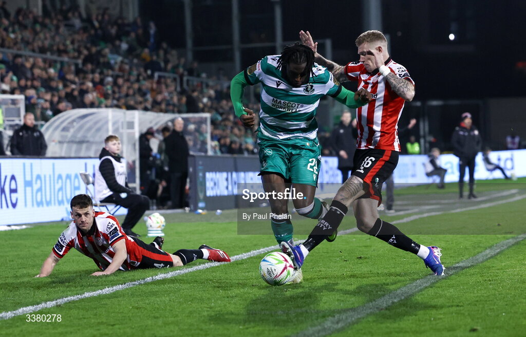 6 March 2026; James McClean of Derry City tackles Tunmise Sobowale of Shamrock Rovers during the SSE Airtricity Men's Premier Division match between Shamrock Rovers and Derry City at Tallaght Stadium in Dublin. Photo by Paul Phelan/Sportsfile