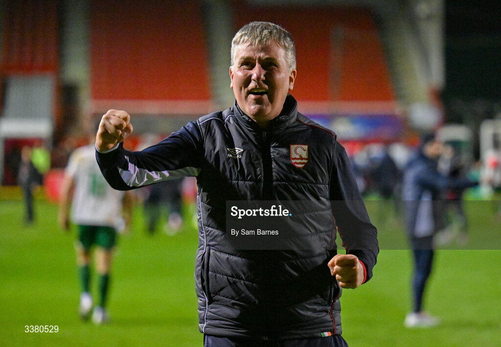 6 March 2026; St Patrick's Athletic manager Stephen Kenny celebrates after his side's victory in the SSE Airtricity Men's Premier Division match between Shelbourne and St Patrick's Athletic at Tolka Park in Dublin. Photo by Sam Barnes/Sportsfile
