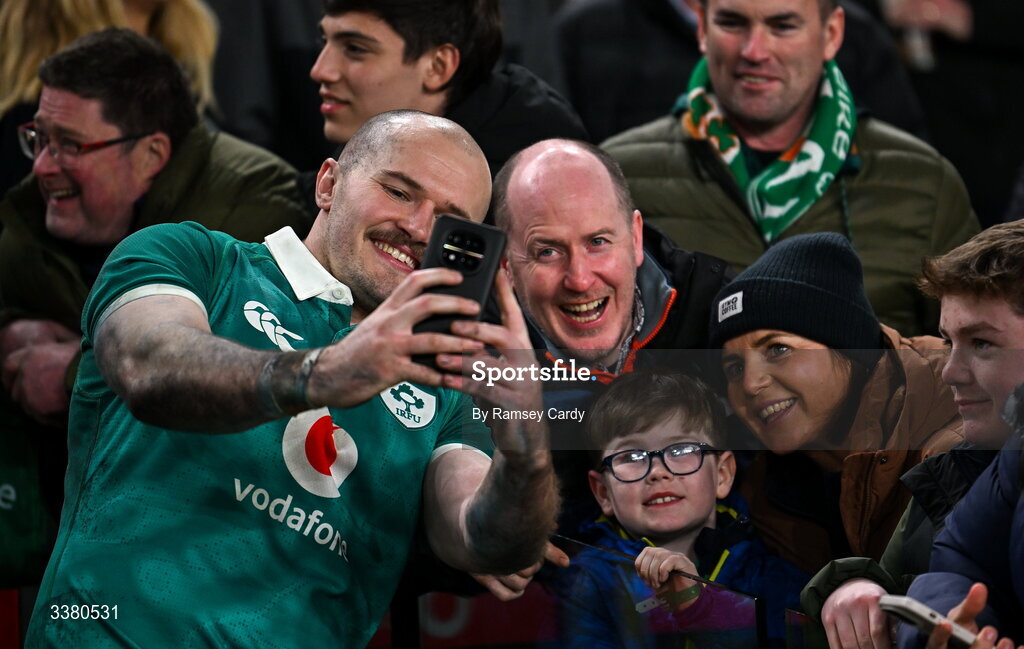 6 March 2026; Jacob Stockdale of Ireland with Ireland supporters after his side's victory in the Guinness 6 Nations Rugby Championship match between Ireland and Wales at the Aviva Stadium in Dublin. Photo by Ramsey Cardy/Sportsfile