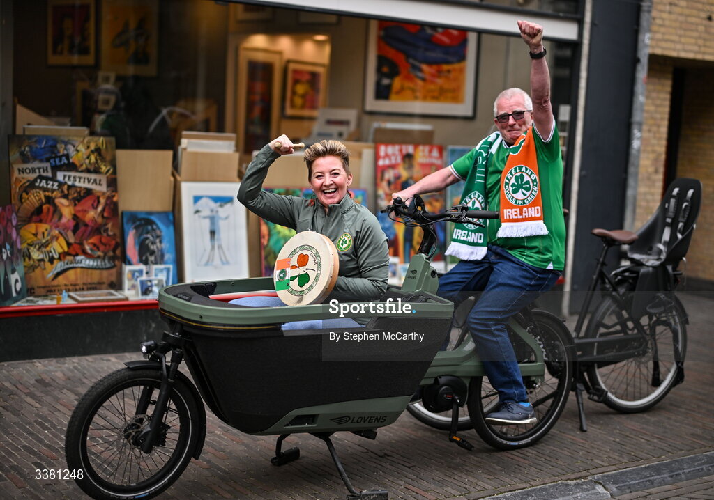 7 March 2026; Republic of Ireland supporters Lisa Cox and Robert Martin in Utrecht ahead of their side's 2027 FIFA Women’s World Cup Qualifier match against Netherlands at Stadion Galgenwaard in Utrecht, Netherlands. Photo by Stephen McCarthy/Sportsfile