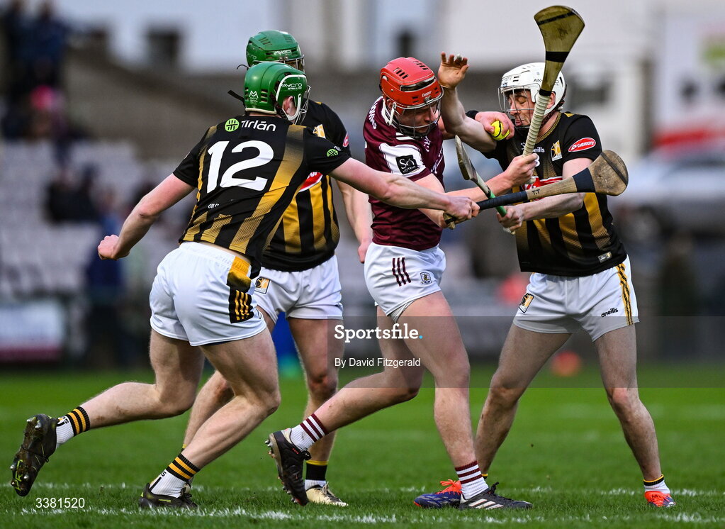 7 March 2026; Ronan Glennon of Galway in action against Cian Kenny, right, and Luke Connellan of Kilkenny during the Allianz Hurling League Division 1A match between Galway and Kilkenny at Pearse Stadium in Galway. Photo by David Fitzgerald/Sportsfile