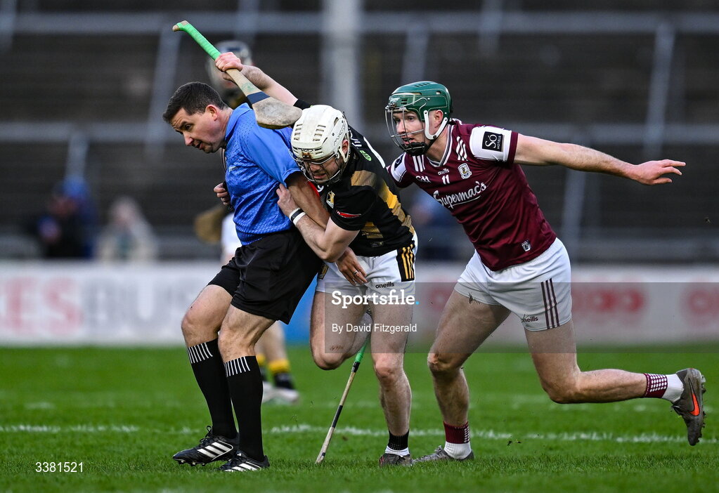7 March 2026; Jordan Molloy of Kilkenny in action against Cathal Mannion of Galway during the Allianz Hurling League Division 1A match between Galway and Kilkenny at Pearse Stadium in Galway. Photo by David Fitzgerald/Sportsfile