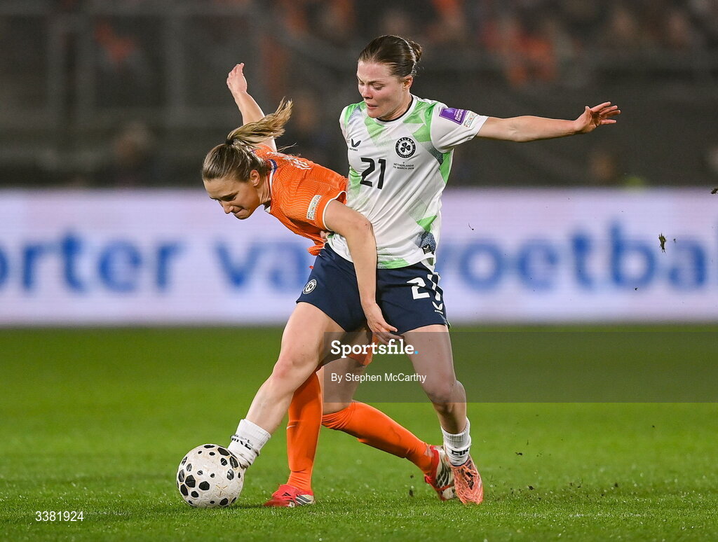 7 March 2026; Emily Murphy of Republic of Ireland in action against Vivianne Miedema of Netherlands during the 2027 FIFA Women’s World Cup Qualifier match between the Netherlands and Republic of Ireland at Stadion Galgenwaard in Utrecht, Netherlands. Photo by Stephen McCarthy/Sportsfile