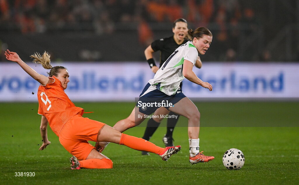 7 March 2026; Emily Murphy of Republic of Ireland in action against Vivianne Miedema of Netherlands during the 2027 FIFA Women’s World Cup Qualifier match between the Netherlands and Republic of Ireland at Stadion Galgenwaard in Utrecht, Netherlands. Photo by Stephen McCarthy/Sportsfile