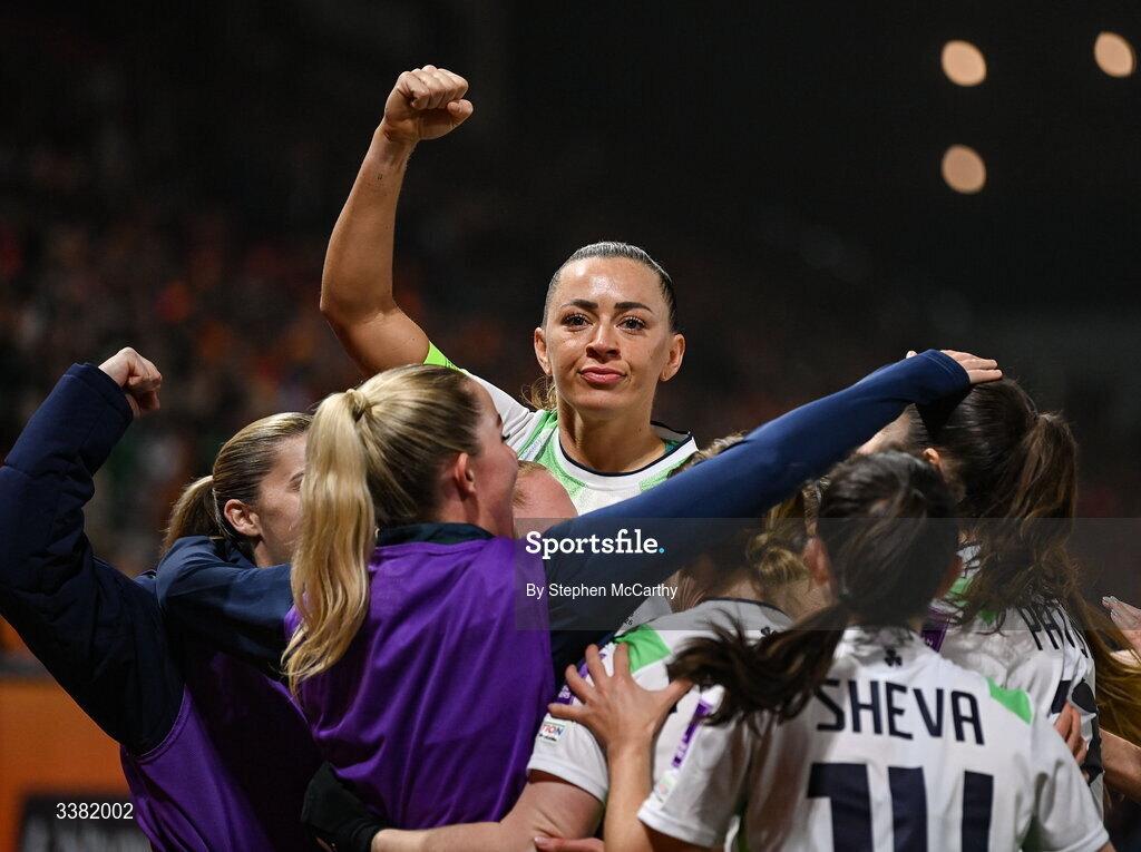 7 March 2026; Katie McCabe of Republic of Ireland, centre, celebrates with teammates after scoring her side's first goal, a penalty, during the 2027 FIFA Women’s World Cup Qualifier match between the Netherlands and Republic of Ireland at Stadion Galgenwaard in Utrecht, Netherlands. Photo by Stephen McCarthy/Sportsfile