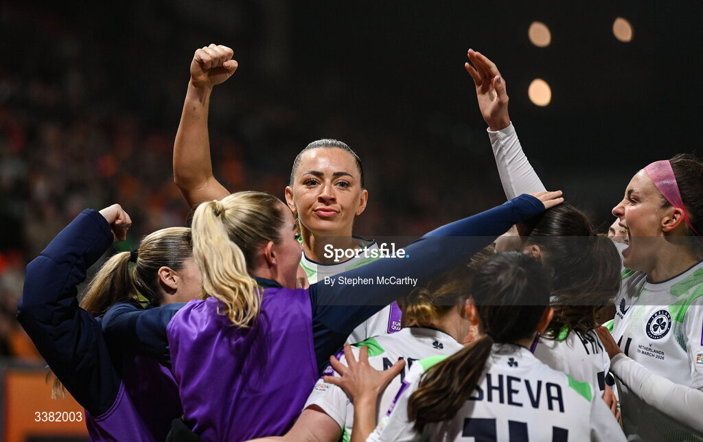 7 March 2026; Katie McCabe of Republic of Ireland, centre, celebrates with teammates after scoring her side's first goal, a penalty, during the 2027 FIFA Women’s World Cup Qualifier match between the Netherlands and Republic of Ireland at Stadion Galgenwaard in Utrecht, Netherlands. Photo by Stephen McCarthy/Sportsfile