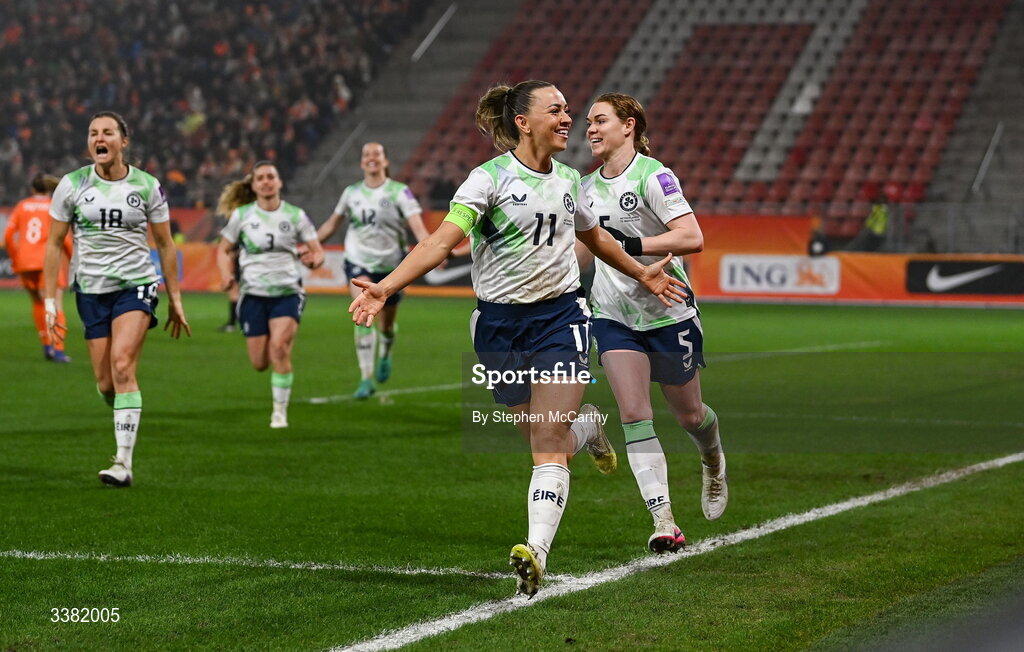7 March 2026; Katie McCabe of Republic of Ireland celebrates with teammates after scoring her side's first goal, a penalty, during the 2027 FIFA Women’s World Cup Qualifier match between the Netherlands and Republic of Ireland at Stadion Galgenwaard in Utrecht, Netherlands. Photo by Stephen McCarthy/Sportsfile