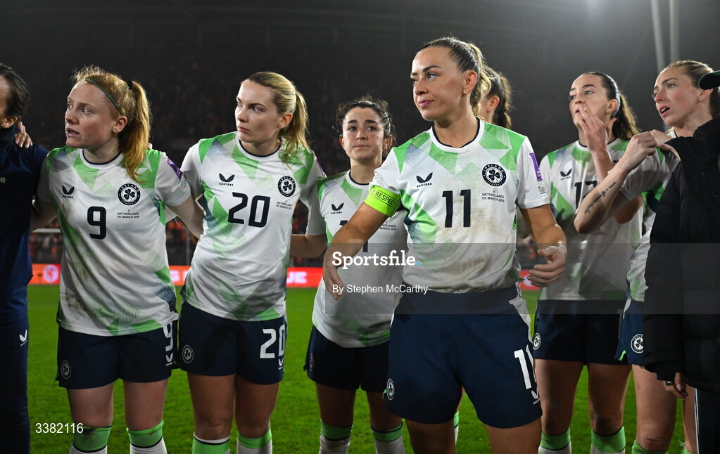 7 March 2026; Katie McCabe of Republic of Ireland, 11, speaks to her side in a huddle after the 2027 FIFA Women’s World Cup Qualifier match between the Netherlands and Republic of Ireland at Stadion Galgenwaard in Utrecht, Netherlands. Photo by Stephen McCarthy/Sportsfile