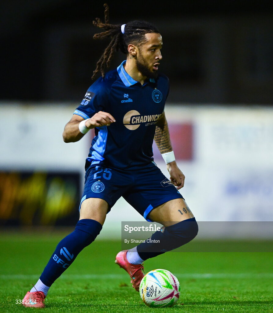 27 February 2026; Milan Mbeng of Shelbourne during the SSE Airtricity Men's Premier Division match between Drogheda United and Shelbourne at Sullivan & Lambe Park in Drogheda, Louth. Photo by Shauna Clinton/Sportsfile