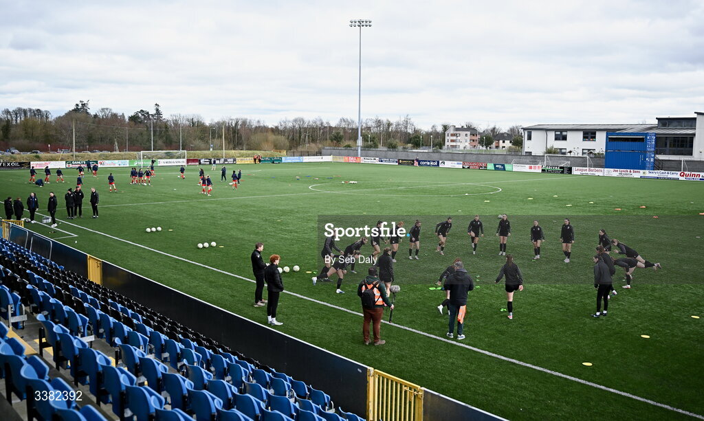 8 March 2026; Players warm-up before the 2026 Women's President's Cup final match between Athlone Town and Shelbourne at Athlone Town Stadium in Westmeath. Photo by Seb Daly/Sportsfile