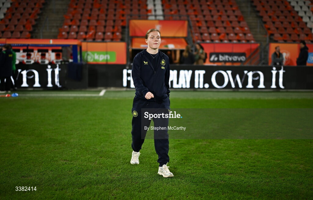 7 March 2026; Emily Murphy of Republic of Ireland before the 2027 FIFA Women’s World Cup Qualifier match between the Netherlands and Republic of Ireland at Stadion Galgenwaard in Utrecht, Netherlands. Photo by Stephen McCarthy/Sportsfile