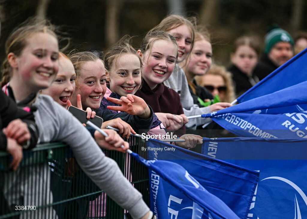 10 March 2026; Supporters during a Leinster Rugby open training session at Skerries RFC in Skerries, Dublin. Photo by Ramsey Cardy/Sportsfile