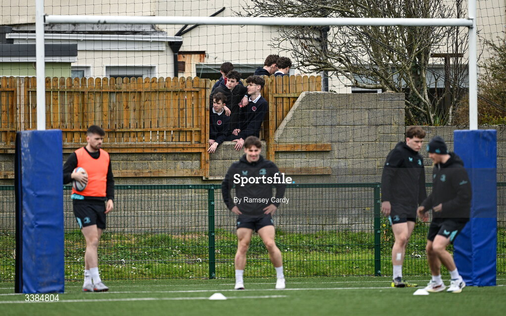 10 March 2026; Pupils from a nearby school watch on during a Leinster Rugby open training session at Skerries RFC in Skerries, Dublin. Photo by Ramsey Cardy/Sportsfile