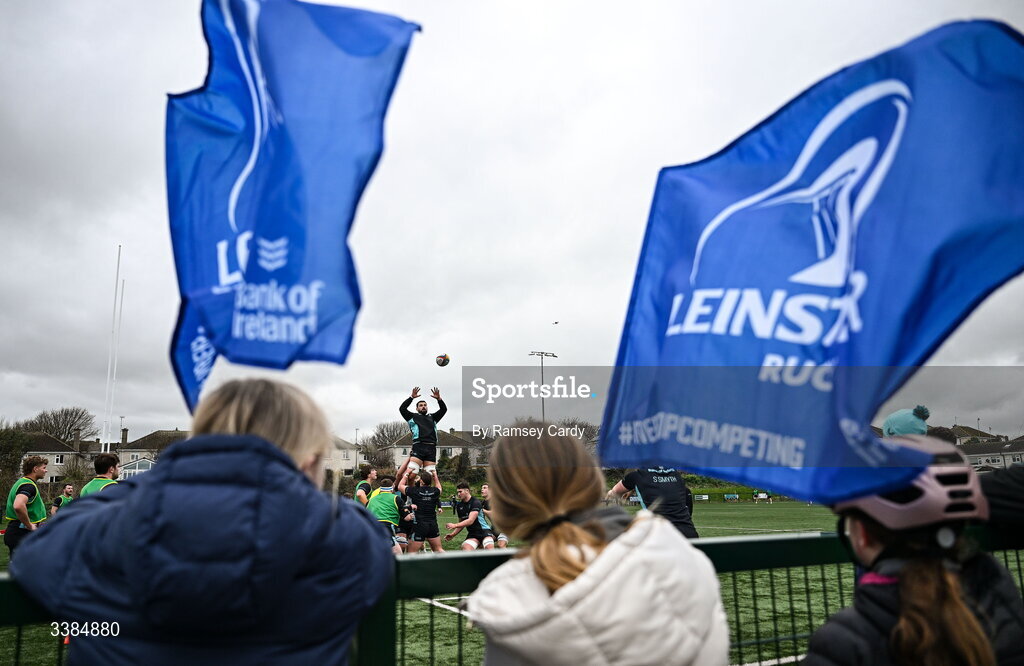 10 March 2026; Supporters watch on as players practice line-outs during a Leinster Rugby open training session at Skerries RFC in Skerries, Dublin. Photo by Ramsey Cardy/Sportsfile
