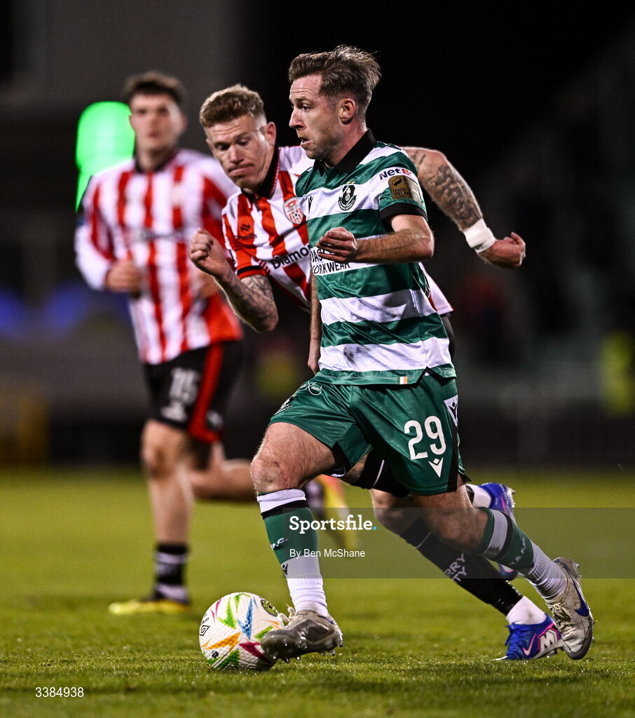 6 March 2026; Jack Byrne of Shamrock Rovers and James McClean of Derry City during the SSE Airtricity Men's Premier Division match between Shamrock Rovers and Derry City at Tallaght Stadium in Dublin. Photo by Ben McShane/Sportsfile