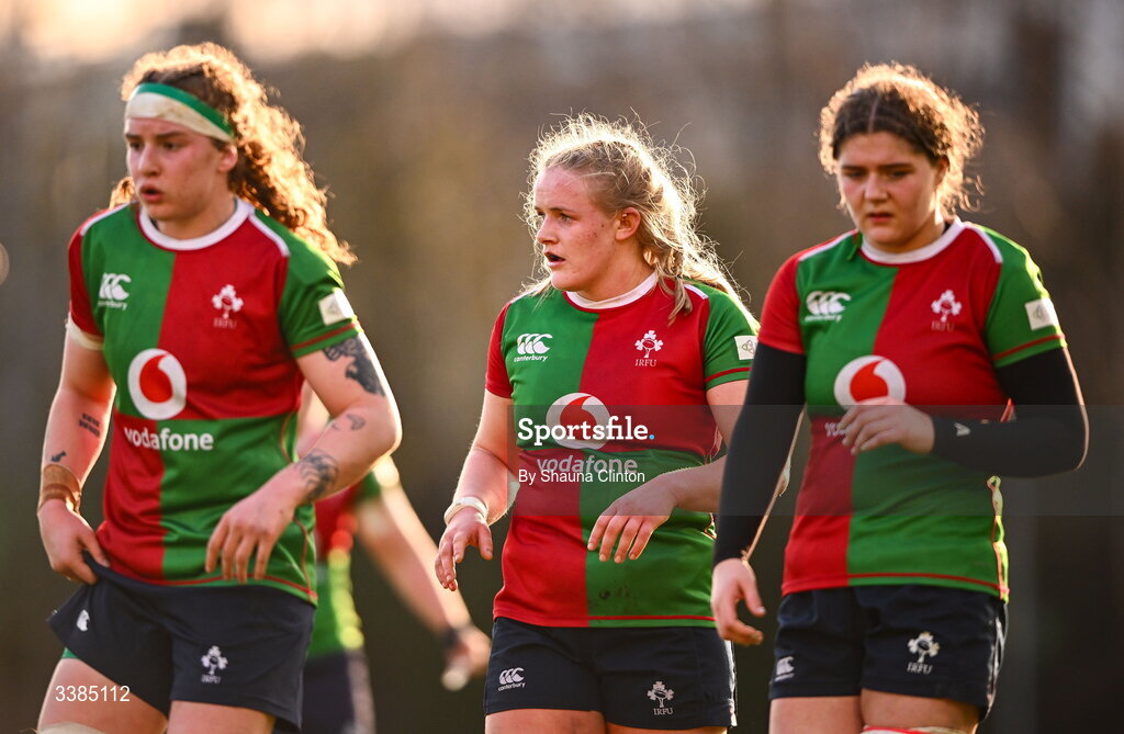 7 March 2026; Clovers players, from left, Ruth Campbell, Ailish Quinn and Jemima Adams Verling during the Celtic Challenge Round 10 match between Wolfhounds and Clovers at Belfield Bowl in Dublin. Photo by Shauna Clinton/Sportsfile