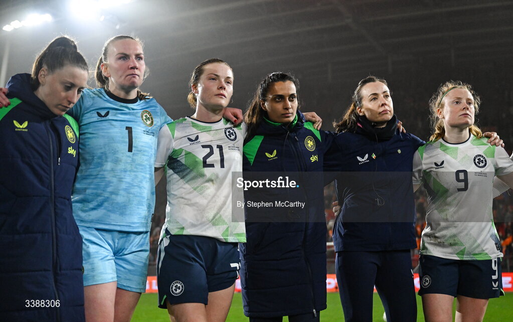7 March 2026; Republic of Ireland players and staff, from left, Lucy Quinn, goalkeeper Courtney Brosnan, Emily Murphy, performance analyst Jasmine Mander, physiotherapist Angela Kenneally and Amber Barrett after the 2027 FIFA Women’s World Cup Qualifier match between the Netherlands and Republic of Ireland at Stadion Galgenwaard in Utrecht, Netherlands. Photo by Stephen McCarthy/Sportsfile